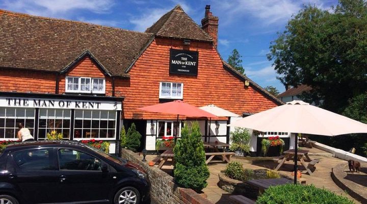 Jump Right In live at The Man of Kent East Peckham