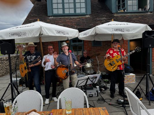 Jump Right In live at The Pheasant Plucker, Ide Hill, Sevenoaks, Kent. Bank Holiday Monday
